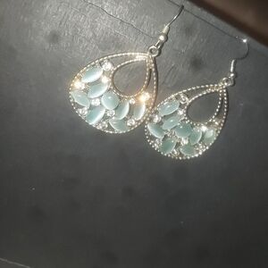 Beautiful  Light Green Stone Sliver  Earring's